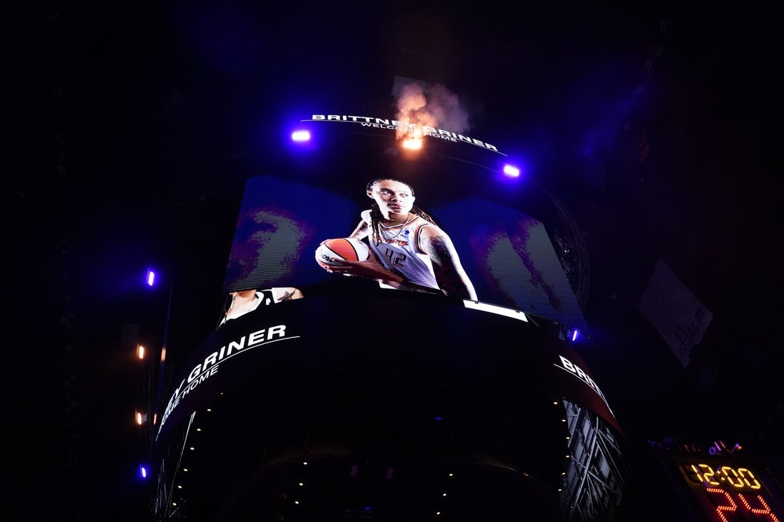 Dec 10, 2022; Chicago, Illinois, USA; The Chicago Bulls honor the return of Brittney Griner before a game against the Dallas Mavericks at United Center. Mandatory Credit: David Banks-USA TODAY Sports