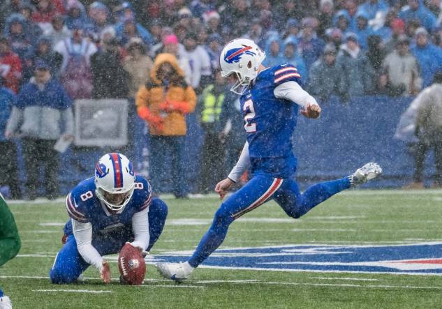 Bills K Tyler Bass signs four-year contract extension