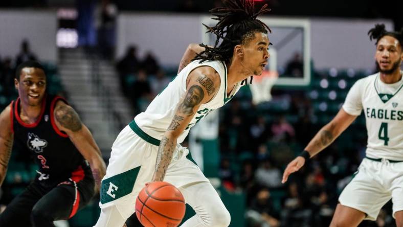 Eastern Michigan forward Emoni Bates dribbles against Northern Illinois during the first half at the George Gervin GameAbove Center in Ypsilanti on Saturday, Jan. 21, 2023.