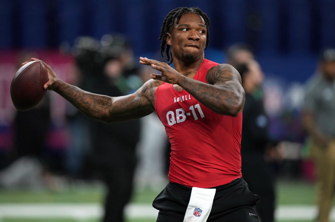 Mar 4, 2023; Indianapolis, IN, USA; Florida quarterback Anthony Richardson (QB11)  participates in drills at Lucas Oil Stadium. Mandatory Credit: Kirby Lee-USA TODAY Sports