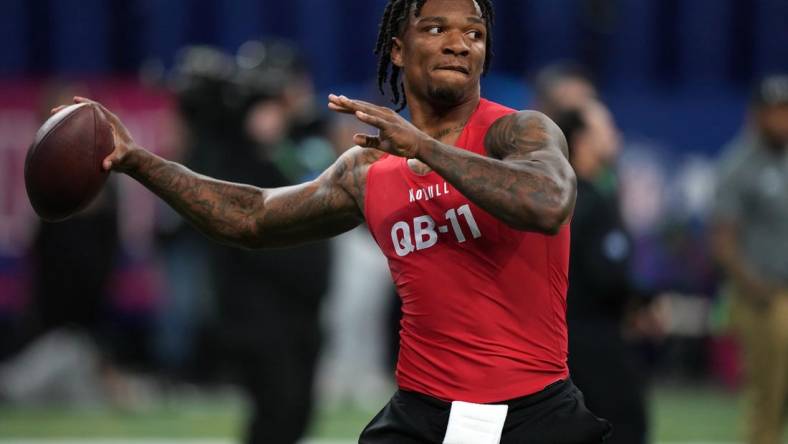 Mar 4, 2023; Indianapolis, IN, USA; Florida quarterback Anthony Richardson (QB11)  participates in drills at Lucas Oil Stadium. Mandatory Credit: Kirby Lee-USA TODAY Sports