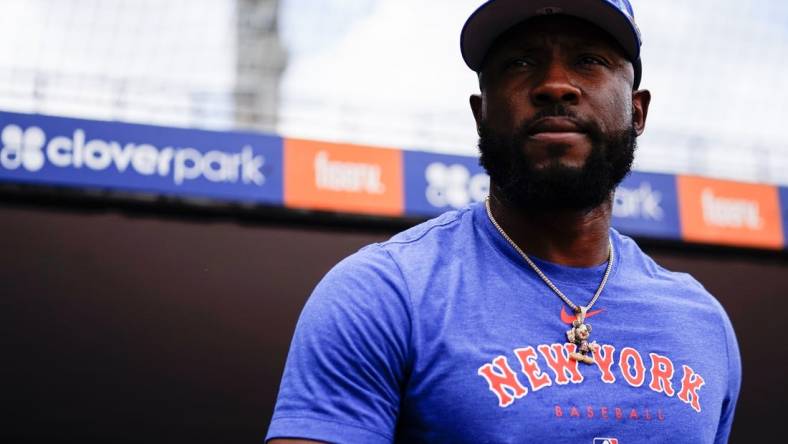 Mar 26, 2023; Port St. Lucie, Florida, USA; New York Mets right fielder Starling Marte (6) warms up prior to a game against the Miami Marlins at Clover Park. Mandatory Credit: Rich Storry-USA TODAY Sports