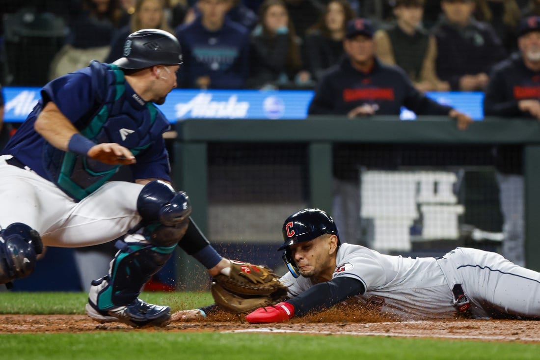 Andres Gimenez, Guardians take down A's in 10th