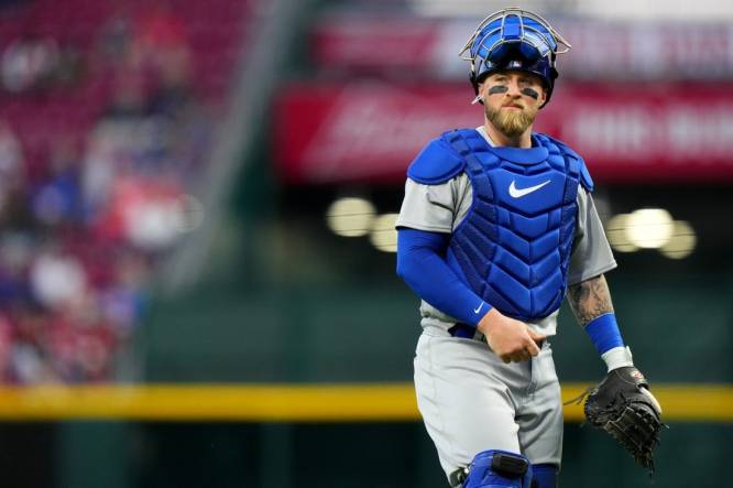 Tigers Acquire Tucker Barnhart From Reds - MLB Trade Rumors