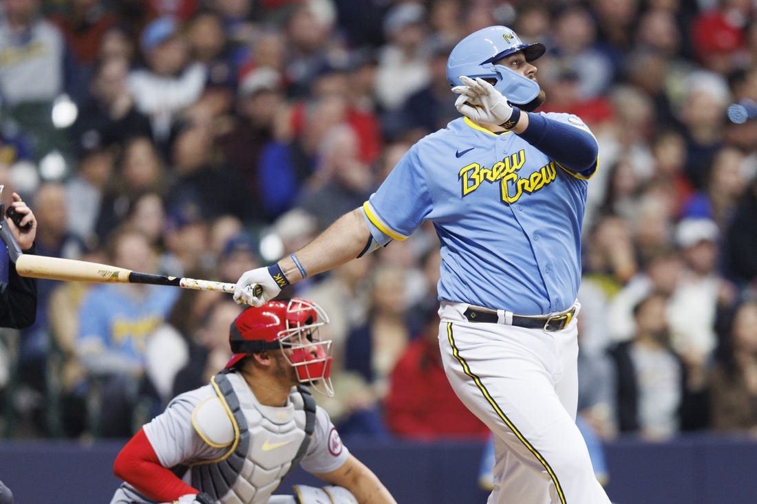 MLB: St. Louis Cardinals at Milwaukee Brewers, Fieldlevel