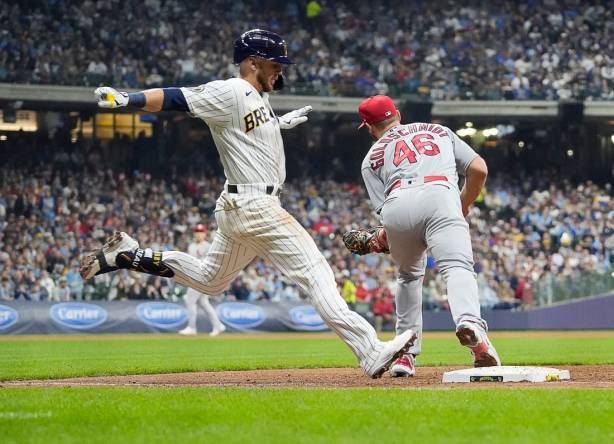 Paul Goldschmidt homers; Cardinals beat Brewers