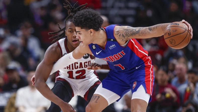 Bulls prepare for play-in game with easy win over Pistons