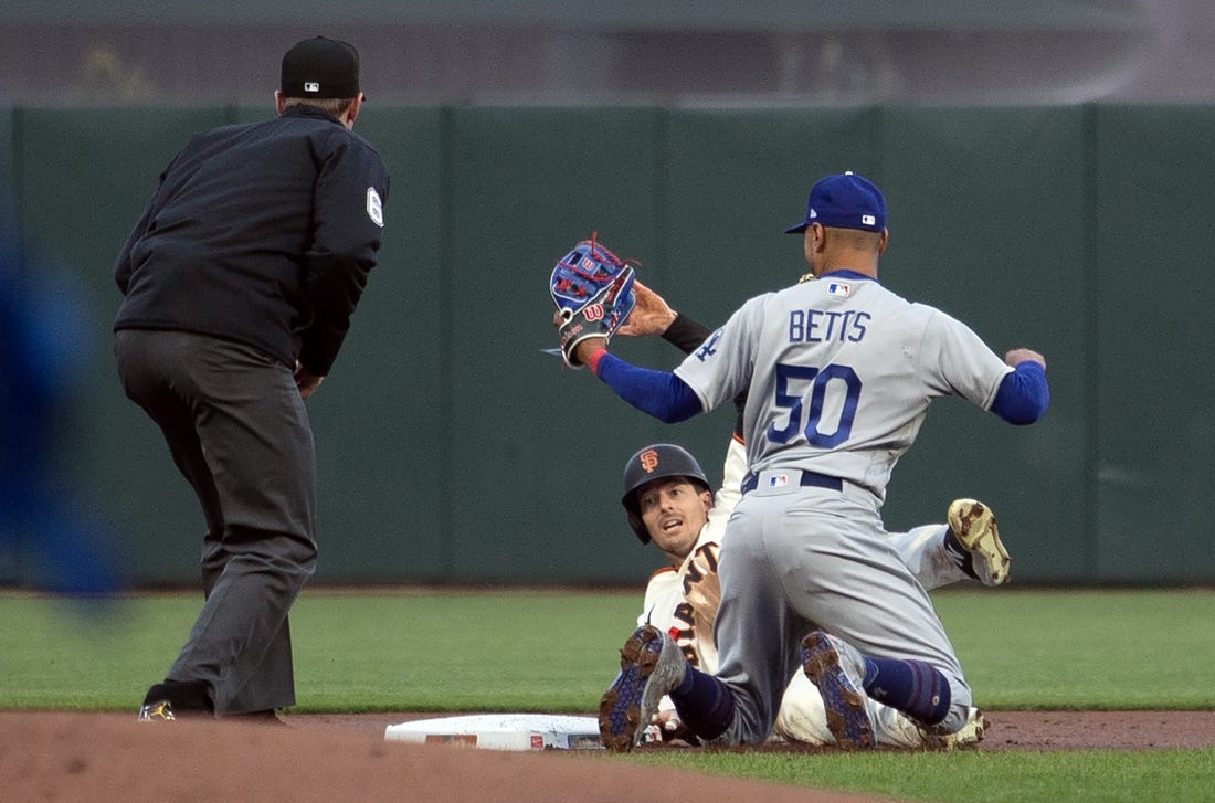 Why Is Mookie Betts Playing Shortstop for the Dodgers? - The New York Times
