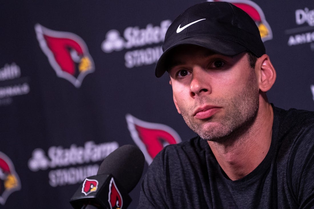 Arizona Cardinals head coach Jonathan Gannon speaks during a news conference at the Dignity Health Arizona Cardinals Training Center in Tempe on April 11, 2023.

Nfl Arizona Cardinals Team Offseason Program Media Availability 70101188007