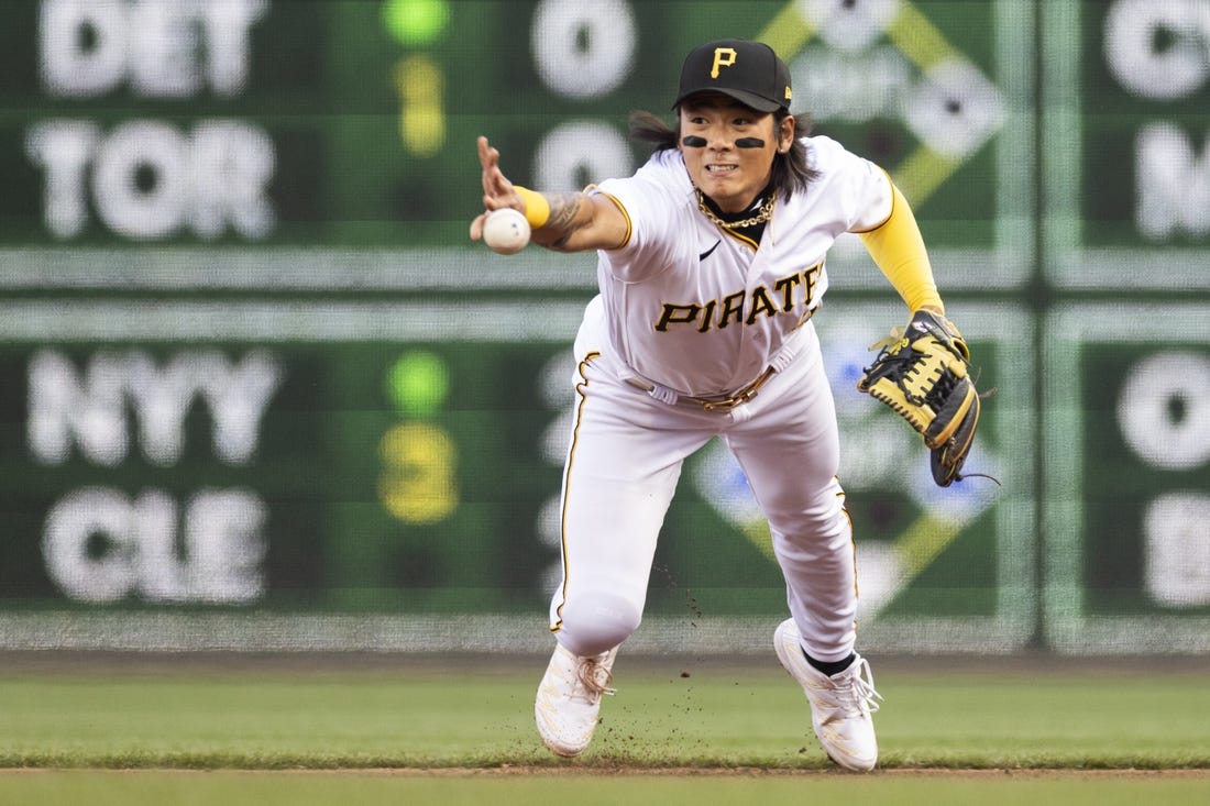 April 11 vs. Houston - Ji Hwan Bae Walk-off Home Run, home run, walk-off  home run, Houston Cougars football, JI HWAN BAE WALKS IT OFF!, By  Pittsburgh Pirates