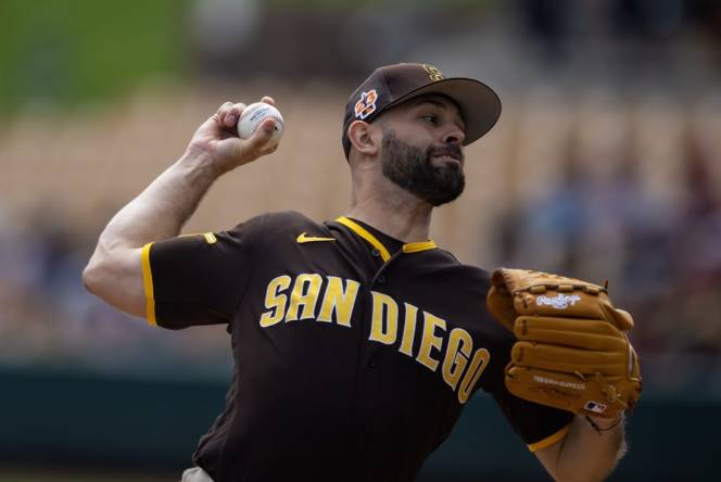 MLB trade grades: Dodgers bring back familiar face and then some