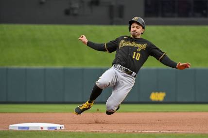 Apr 16, 2023; St. Louis, Missouri, USA;  Pittsburgh Pirates left fielder Bryan Reynolds (10) slides in at third against the St. Louis Cardinals during the seventh inning at Busch Stadium. Mandatory Credit: Jeff Curry-USA TODAY Sports
