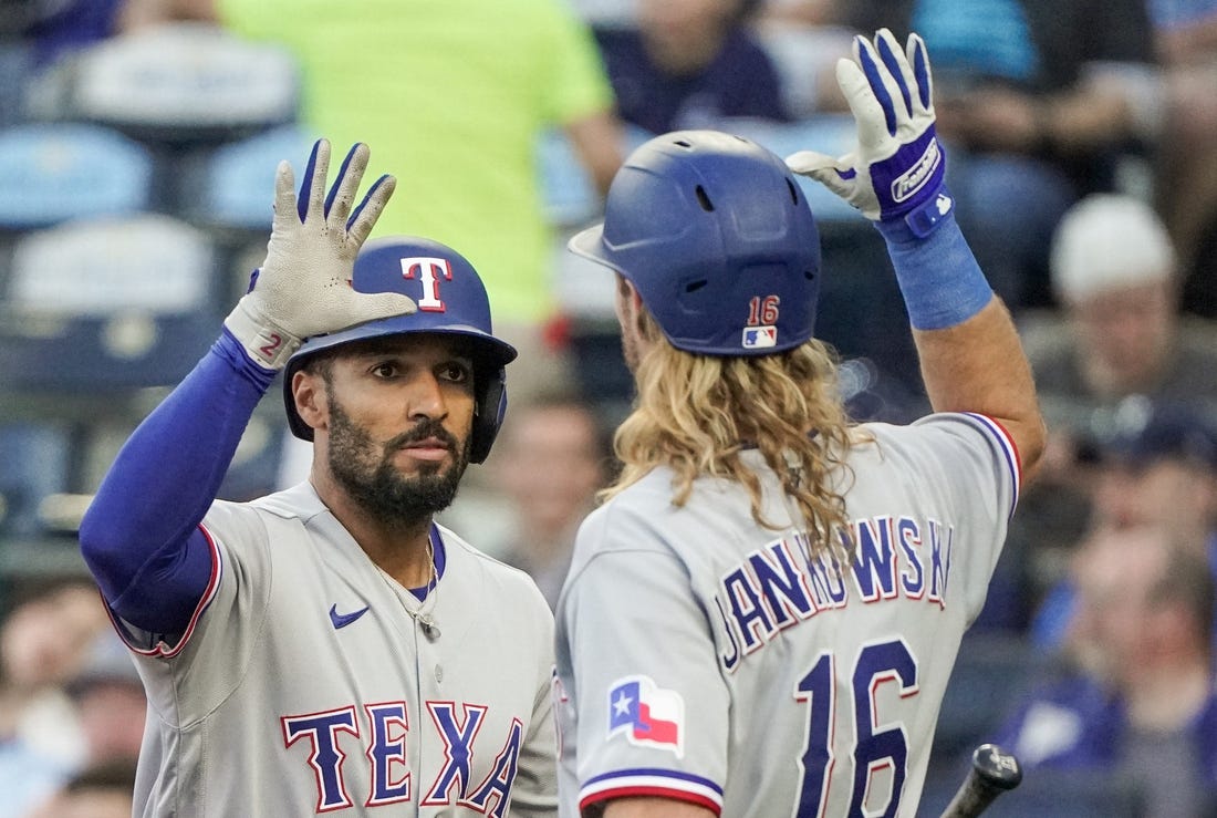 Bobby Witt Jr.'s two-run double, 04/10/2022