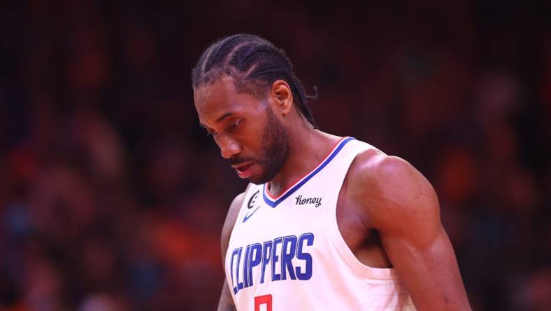 Apr 18, 2023; Phoenix, Arizona, USA; Los Angeles Clippers forward Kawhi Leonard reacts against the Phoenix Suns in the second half during game two of the 2023 NBA playoffs at Footprint Center. Mandatory Credit: Mark J. Rebilas-USA TODAY Sports