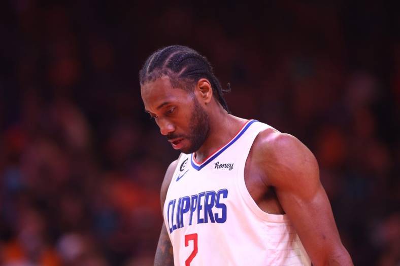 Apr 18, 2023; Phoenix, Arizona, USA; Los Angeles Clippers forward Kawhi Leonard reacts against the Phoenix Suns in the second half during game two of the 2023 NBA playoffs at Footprint Center. Mandatory Credit: Mark J. Rebilas-USA TODAY Sports