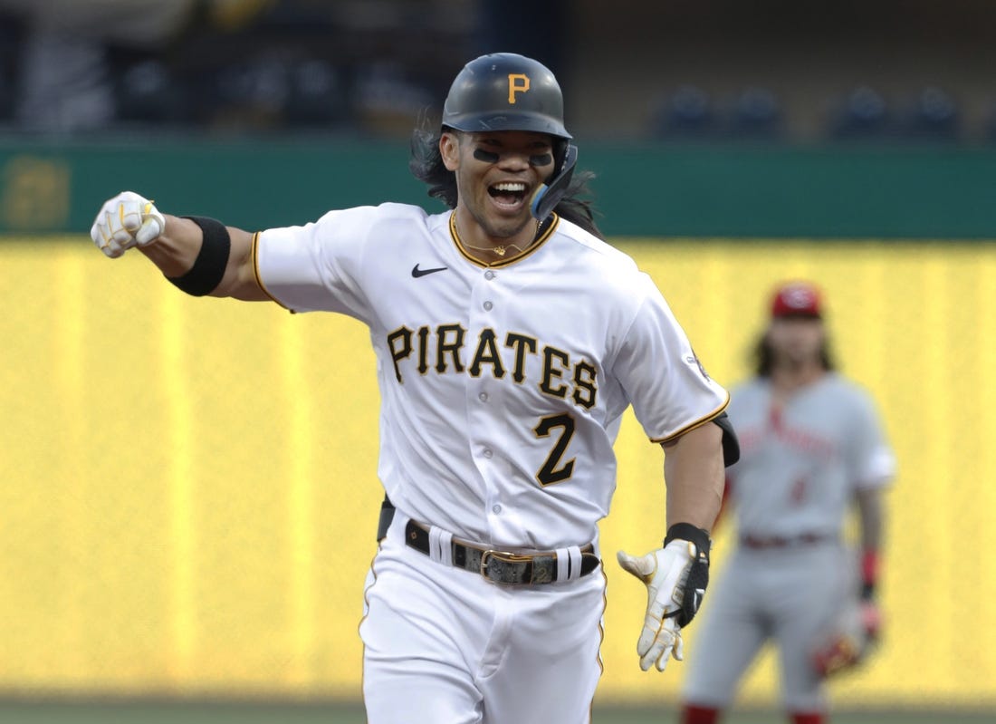 Joe, Suwinski hit back-to-back HRs in Pirates' win over Reds