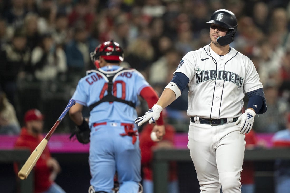 Mariners Win Second Straight Over Cardinals