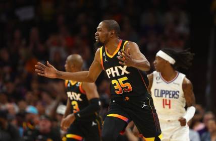 Apr 18, 2023; Phoenix, Arizona, USA; Phoenix Suns forward Kevin Durant (35) against the Los Angeles Clippers during game two of the 2023 NBA playoffs at Footprint Center. Mandatory Credit: Mark J. Rebilas-USA TODAY Sports