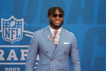 Apr 27, 2023; Kansas City, MO, USA; Alabama linebacker Will Anderson Jr. walks the NFL Draft Red Carpet before the first round of the 2023 NFL Draft at Union Station. Mandatory Credit: Kirby Lee-USA TODAY Sports