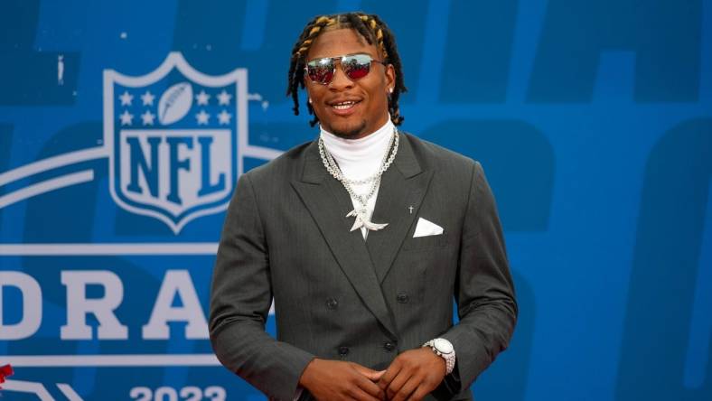 Apr 27, 2023; Kansas City, MO, USA; Florida quarterback Anthony Richardson walks the NFL Draft Red Carpet before the first round of the 2023 NFL Draft at Union Station. Mandatory Credit: Kirby Lee-USA TODAY Sports