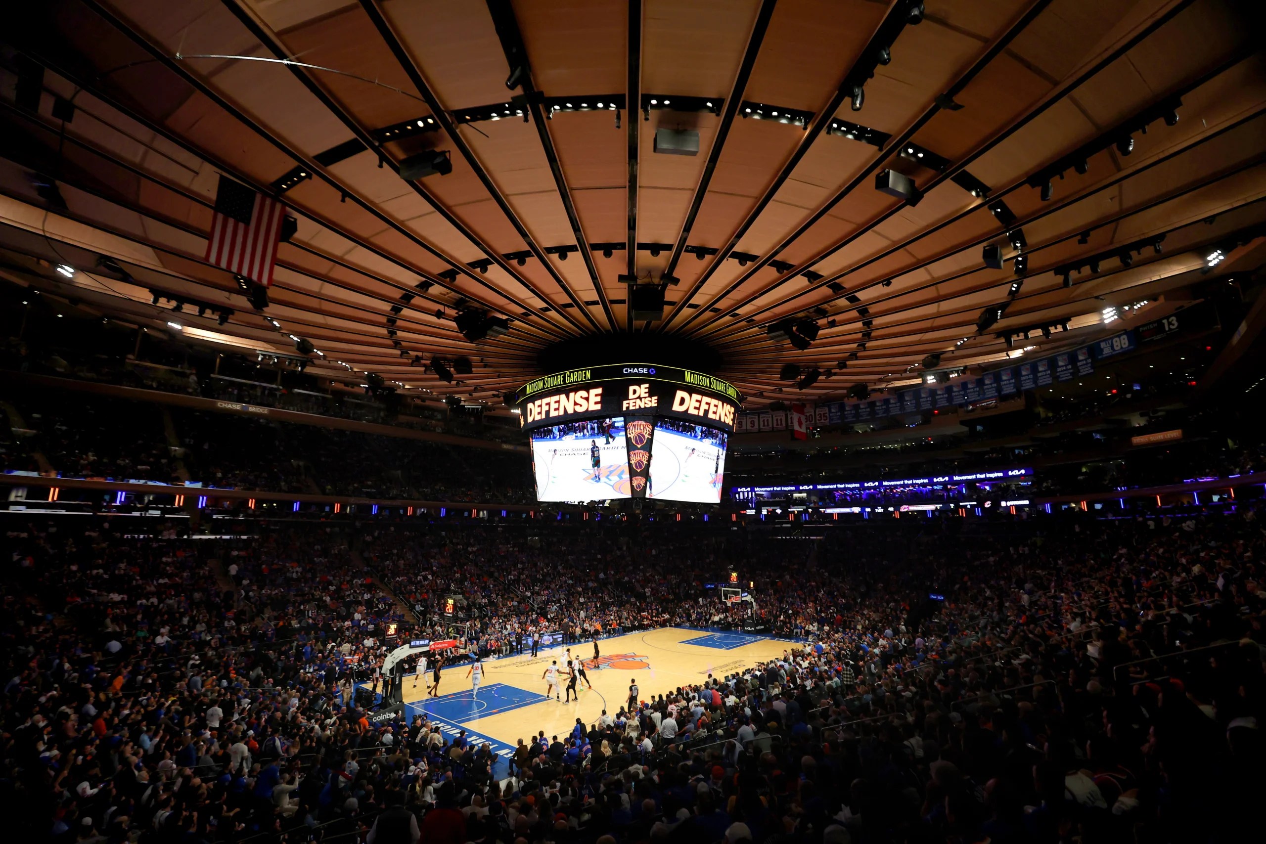 New York Knicks defense and crowd channel 90s heyday in