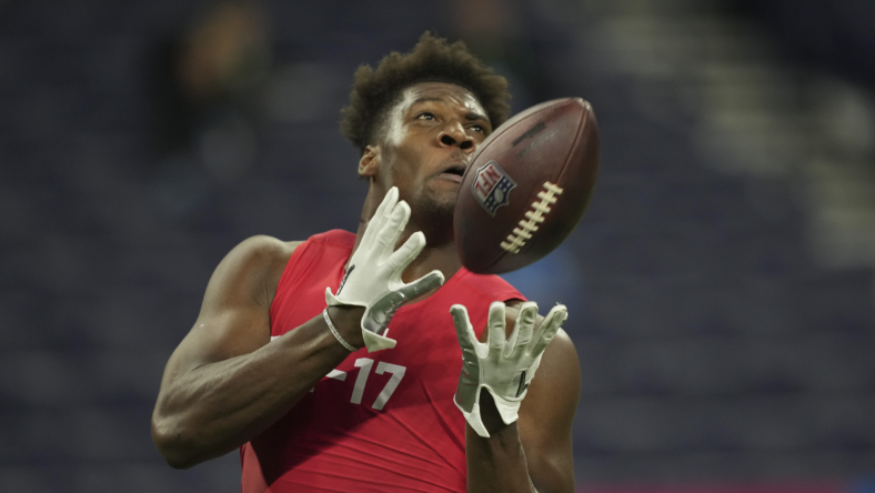 los angeles chargers draft: darnell washington