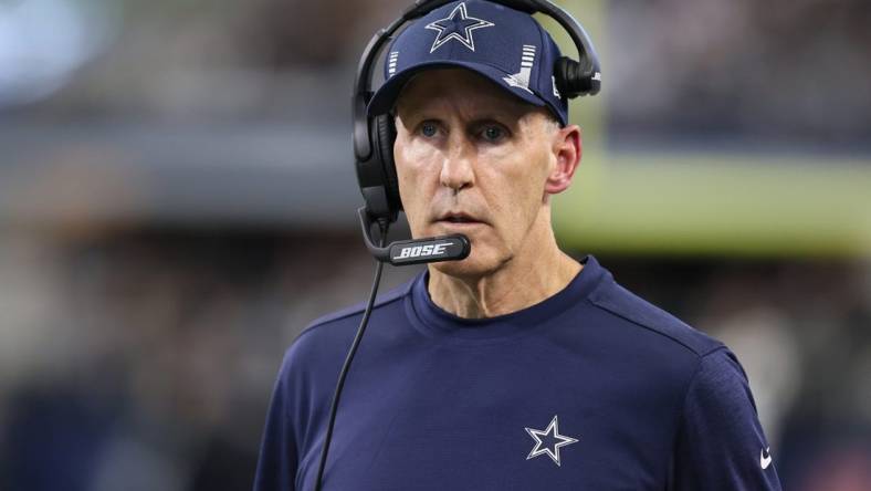 Nov 14, 2021; Arlington, Texas, USA; Dallas Cowboys offensive line coach Joe Philbin on the sidelines in the second half against the Atlanta Falcons at AT&T Stadium. Mandatory Credit: Matthew Emmons-USA TODAY Sports