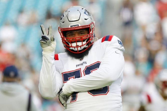Miami Dolphins sign offensive lineman Isaiah Wynn