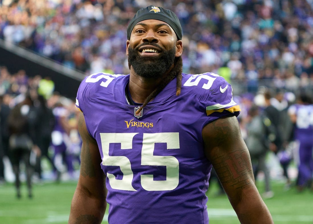 Oct 2, 2022;  London, United Kingdom;   Minnesota Vikings linebacker Za'Darius Smith (55) celebrate victory at the end of  the second half of the NFL International Series game at Tottenham Hotspur Stadium. Mandatory Credit: Peter van den Berg-USA TODAY Sports