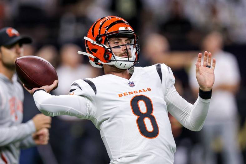 Oct 16, 2022; New Orleans, Louisiana, USA; Cincinnati Bengals quarterback Brandon Allen (8) during warm ups before the game against the New Orleans Saints at Caesars Superdome. Mandatory Credit: Stephen Lew-USA TODAY Sports