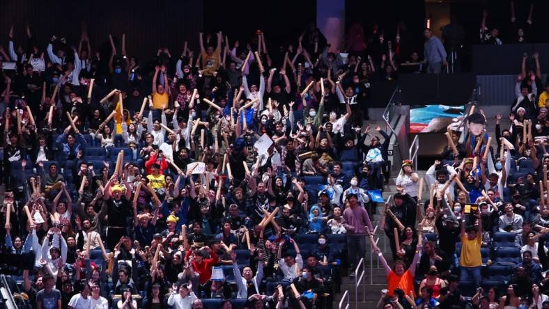 Nov 5, 2022; San Francisco, California, USA; Fans do the wave between games of the League of Legends World Championships between T1 and DRX at Chase Center. Mandatory Credit: Kelley L Cox-USA TODAY Sports