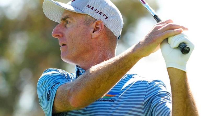 Nov 10, 2022; Phoenix, AZ, USA; Jim Furyk plays his tee shot on the eighth hole during round one of the Charles Schwab Cup at Phoenix Country Club. Mandatory Credit: Rob Schumacher-Arizona Republic

Golf Charles Schwab Cup Round 1