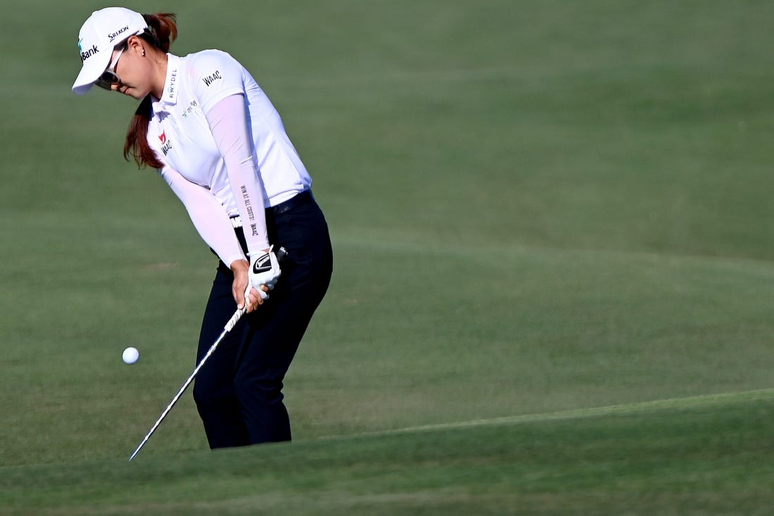 Minjee Lee chip onto the 9th green during the first round of 2022 CME Group Tour Golf Championship at the Tiburon Golf Club in Naples on Thursday, Nov. 17, 2022.

Dsc 2247