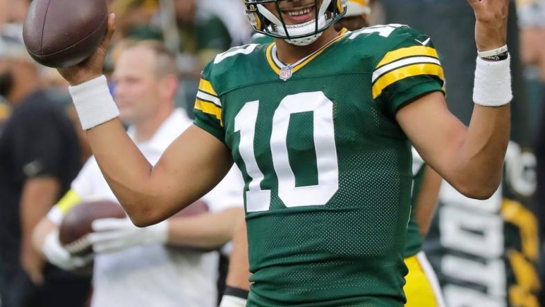 Green Bay Packers quarterback Jordan Love (10) warms up before playing against the New Orleans Saints football team Friday, August 19, 2022, at Lambeau Field in Green Bay, Wis.

Mjs Apc Packvssaints 0819220249djp 113468428