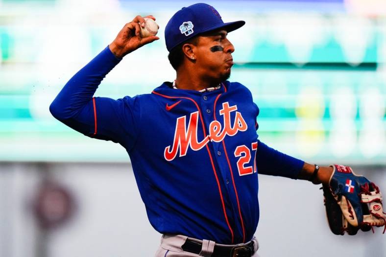 Mar 18, 2023; West Palm Beach, Florida, USA; New York Mets third baseman Mark Vientos (27) throws the ball to first base against the Houston Astros during the second inning at The Ballpark of the Palm Beaches. Mandatory Credit: Rich Storry-USA TODAY Sports