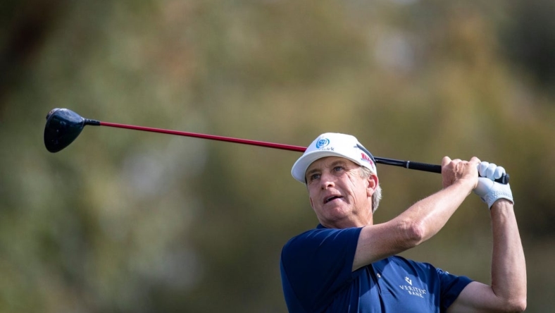 David Toms hits his drive shot on 18 during the final round of the Galleri Classic in Rancho Mirage, Calif., Sunday, March 26, 2023.