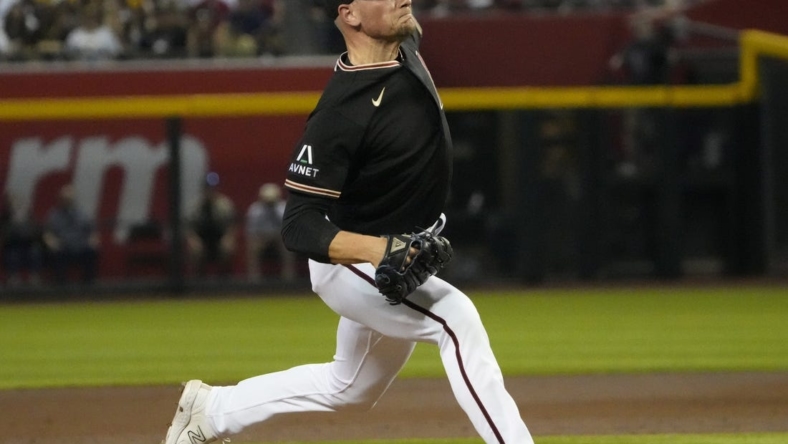 Arizona Diamondbacks relief pitcher Anthony Misiewicz (36) throws against the San Diego Padres during the second inning at Chase Field on April 23, 2023.

Mlb Padres At D Backs