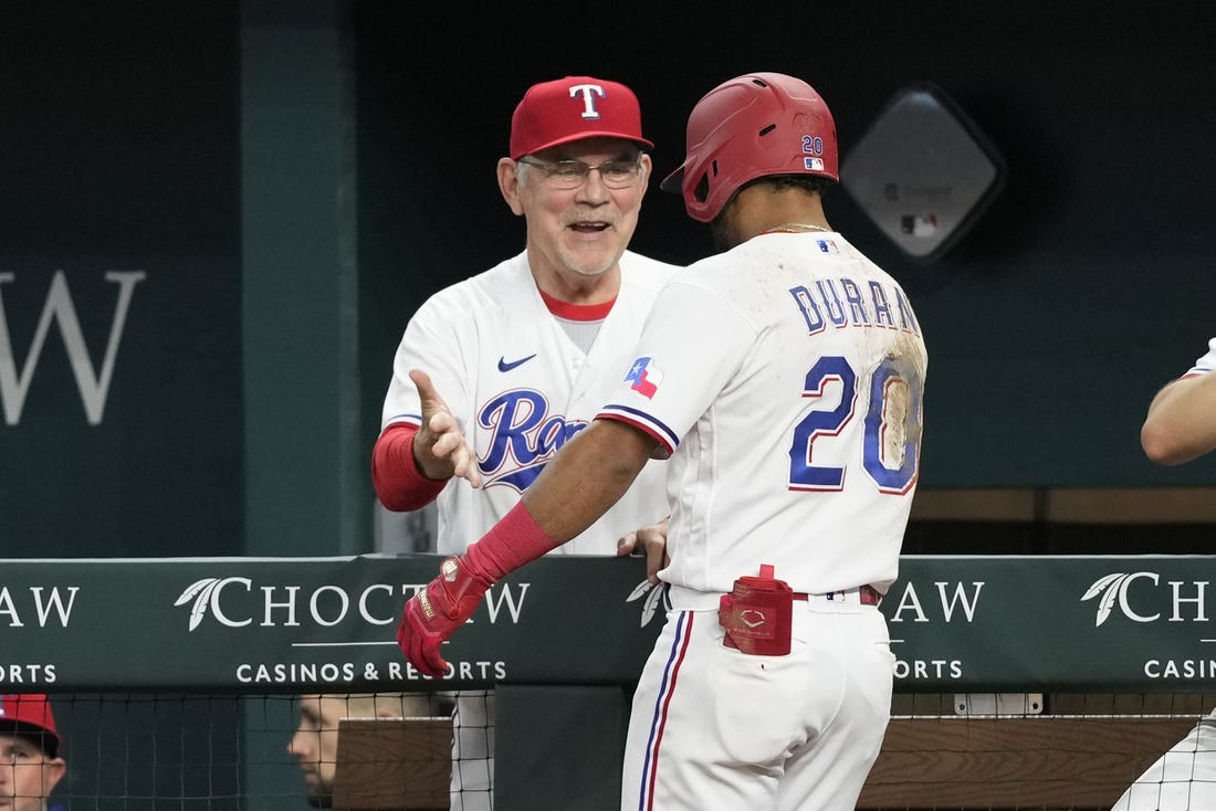 Bruce Bochy faces different type of A's when Rangers visit