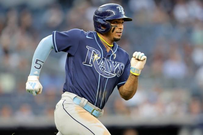 Rays SS Wander Franco (neck tightness) exits Yankees tilt