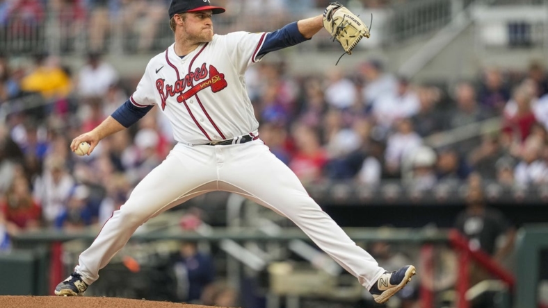 May 24, 2023; Cumberland, Georgia, USA; Atlanta Braves starting pitcher Bryce Elder (55) pitches against the Los Angeles Dodgers during the second inning at Truist Park. Mandatory Credit: Dale Zanine-USA TODAY Sports