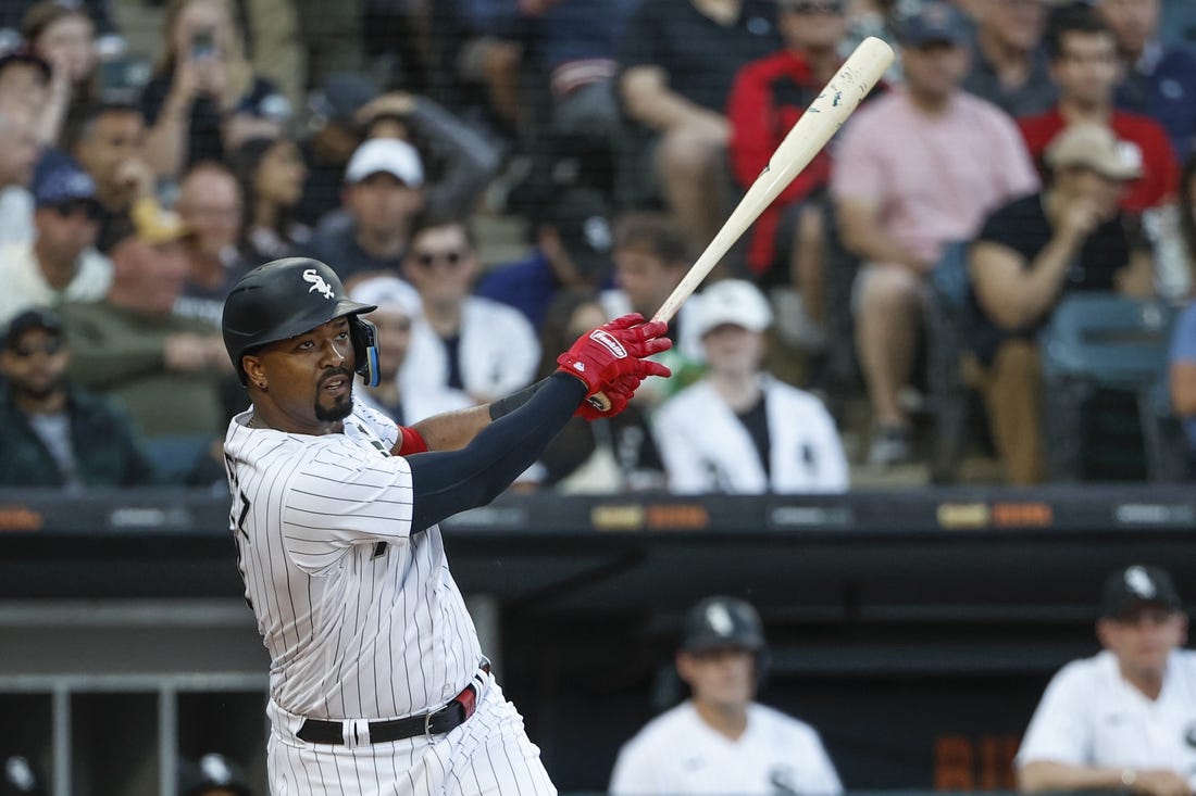 Gonzalez homers in third straight game as Sox top Angels