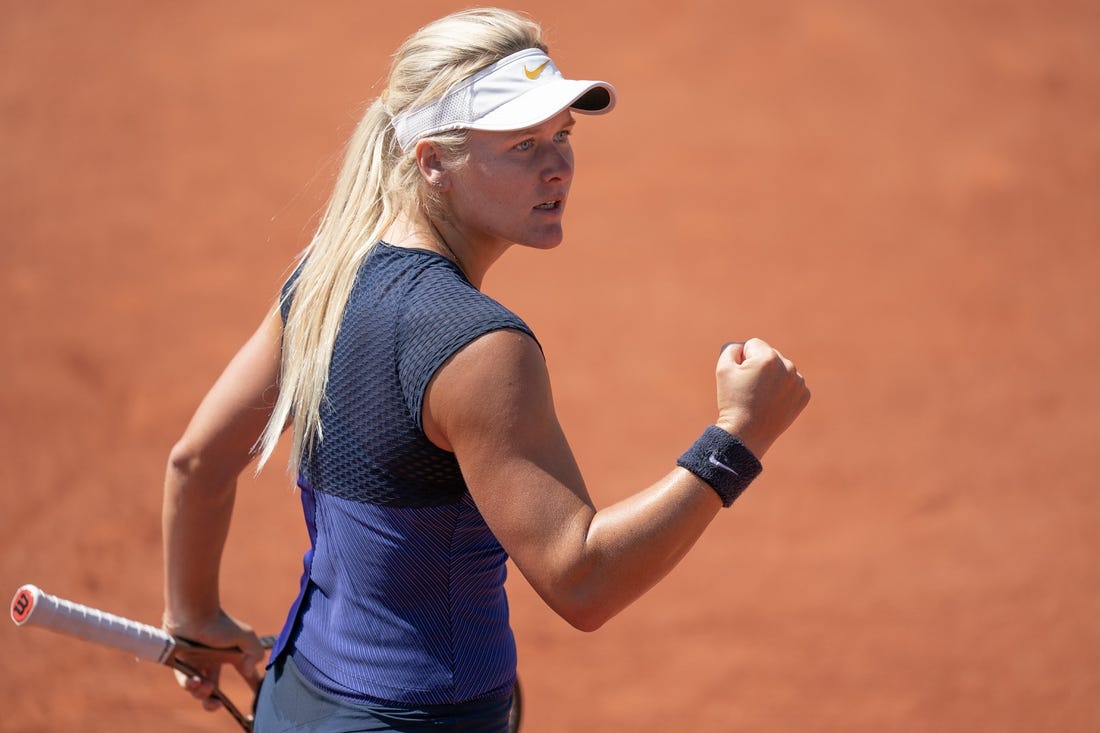 May 31, 2023; Paris,France; Peyton Stearns (USA) reacts to a point during her match against Jelena Ostapenko (LAT) on day four at Stade Roland-Garros. Mandatory Credit: Susan Mullane-USA TODAY Sports