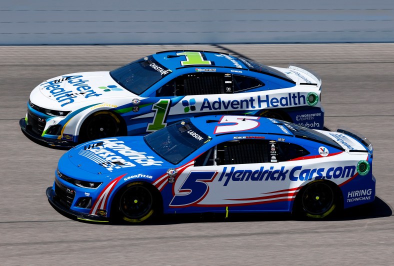 NASCAR: AdventHealth 400