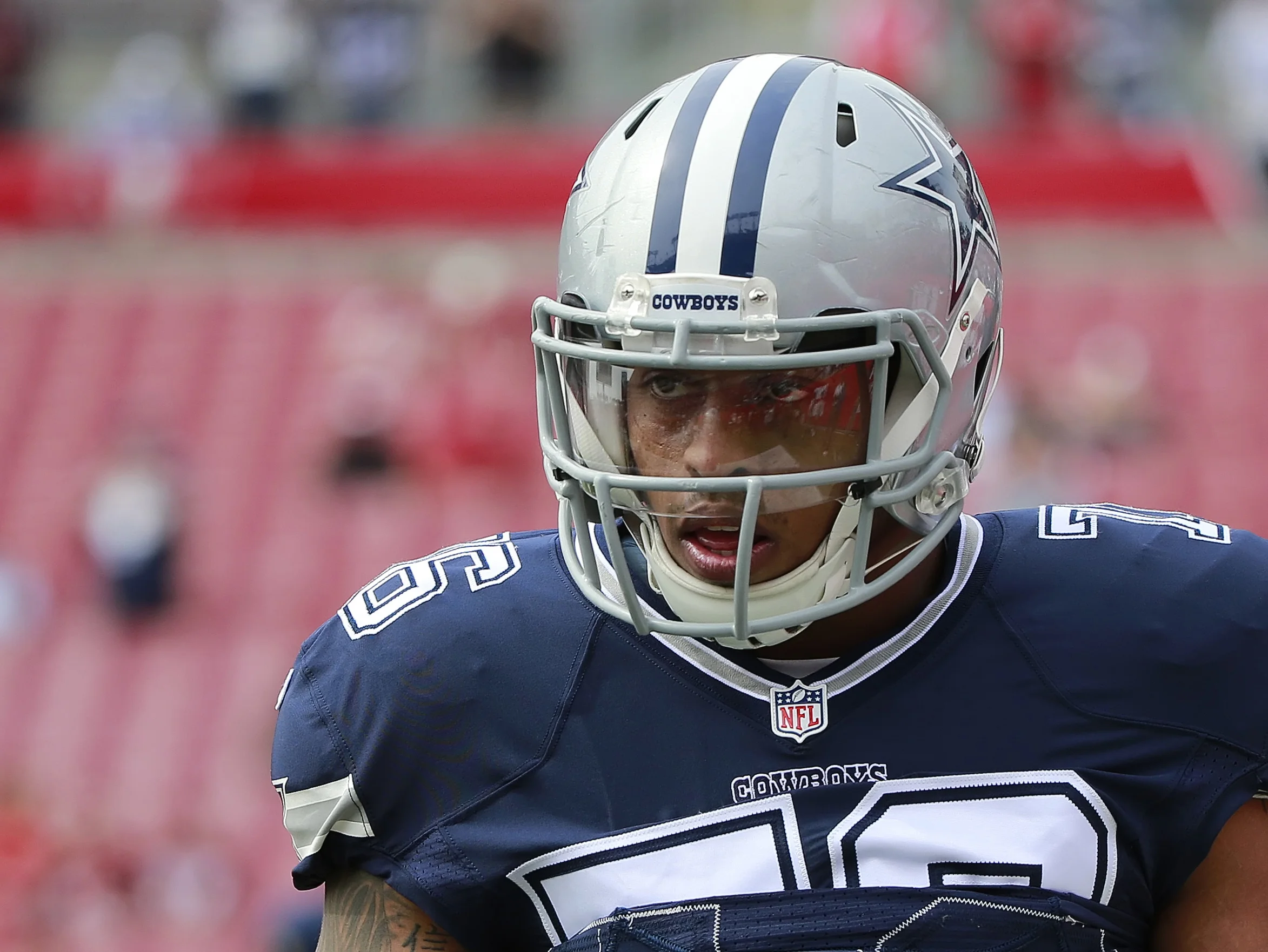 Greg Hardy, Former Cowboys defensive end selling Spectrum packages at  Walmart in Garland : r/cowboys