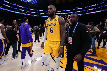 Los-Angeles-Lakers-LeBron-James