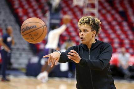 Apr 22, 2022; New Orleans, Louisiana, USA; New Orleans Pelicans assistant coach Teresa Weatherspoon before game three of the first round for the 2022 NBA playoffs at the Smoothie King Center against the Phoenix Suns. Mandatory Credit: Chuck Cook-USA TODAY Sports