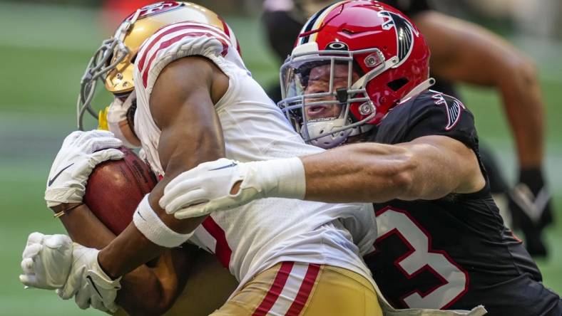 Oct 16, 2022; Atlanta, Georgia, USA; Atlanta Falcons linebacker Nick Kwiatkoski (53) tackles San Francisco 49ers wide receiver Ray-Ray McCloud III (3) at Mercedes-Benz Stadium. Mandatory Credit: Dale Zanine-USA TODAY Sports