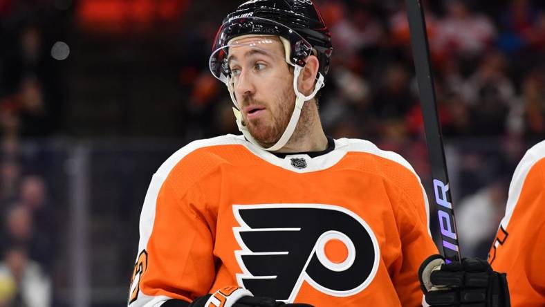 Mar 5, 2023; Philadelphia, Pennsylvania, USA; Philadelphia Flyers center Kevin Hayes (13) against the Detroit Red Wings during the first period at Wells Fargo Center. Mandatory Credit: Eric Hartline-USA TODAY Sports