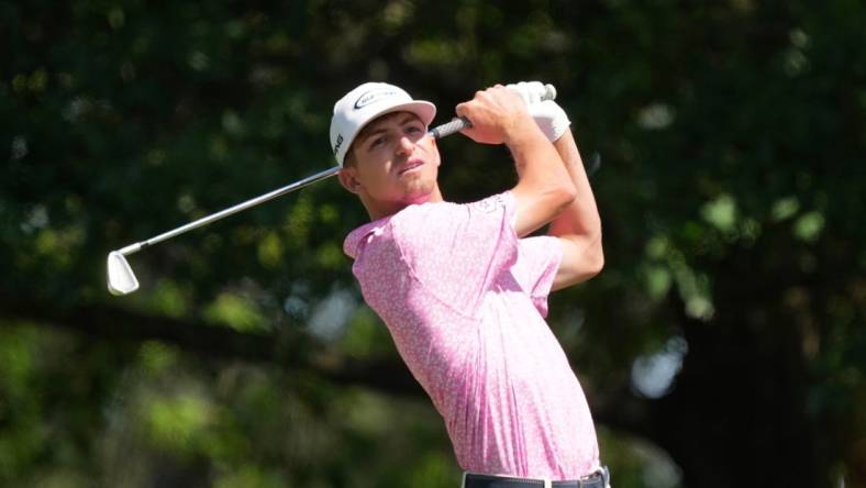 Former Texas A&M star Sam Bennett shot a 1-under par 71 in the opening round of the Memorial tournament on Thursday.