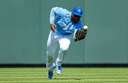 May 28, 2023; Kansas City, Missouri, USA; Kansas City Royals right fielder Jackie Bradley Jr. (41) is unable to make the catch during the eighth inning against the Washington Nationals at Kauffman Stadium. Mandatory Credit: Jay Biggerstaff-USA TODAY Sports